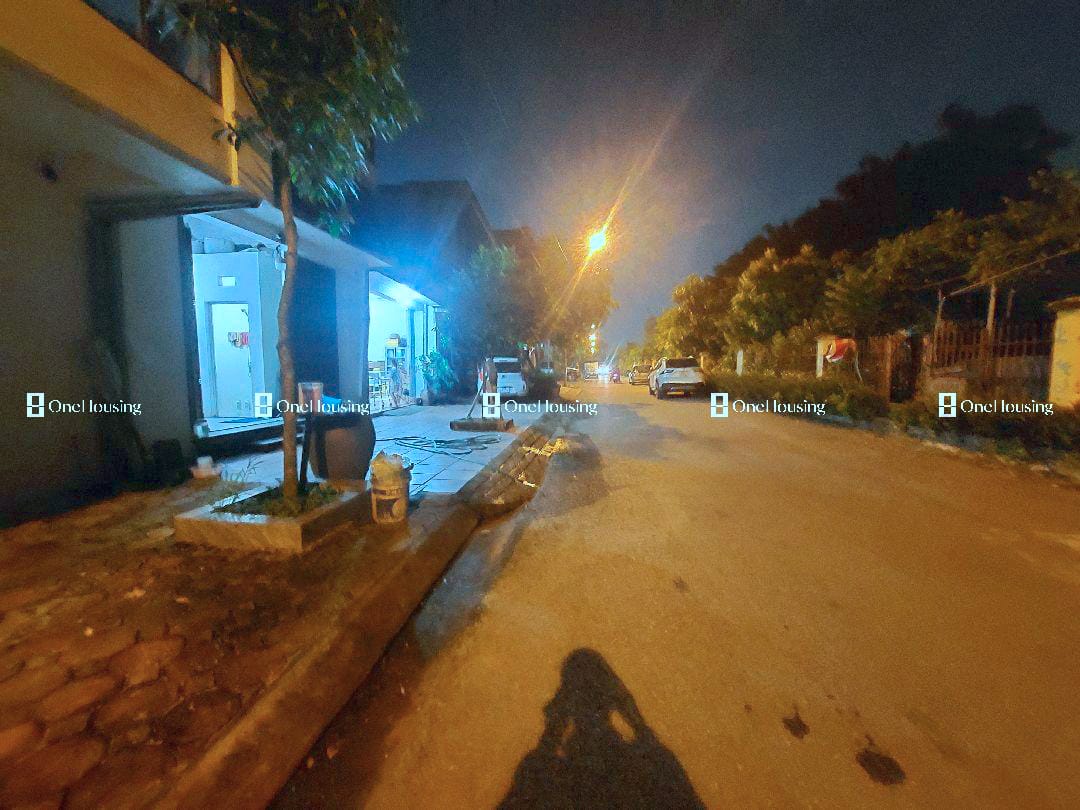 Alternative view of Bán nhà mặt phố Ngô Gia Tự, Q. Long Biên, 174.5m2 x 3 tầng - Giá 46 tỷ