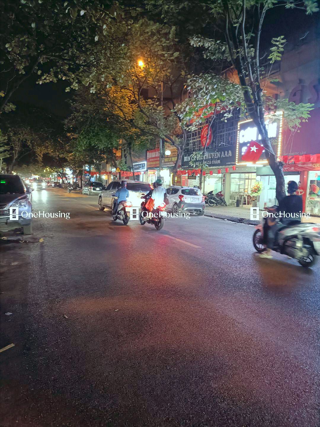 Alternative view of Bán nhà mặt phố Ngọc Lâm, Q. Long Biên, 64.8m x 1 tầng - Giá 21.5 tỷ