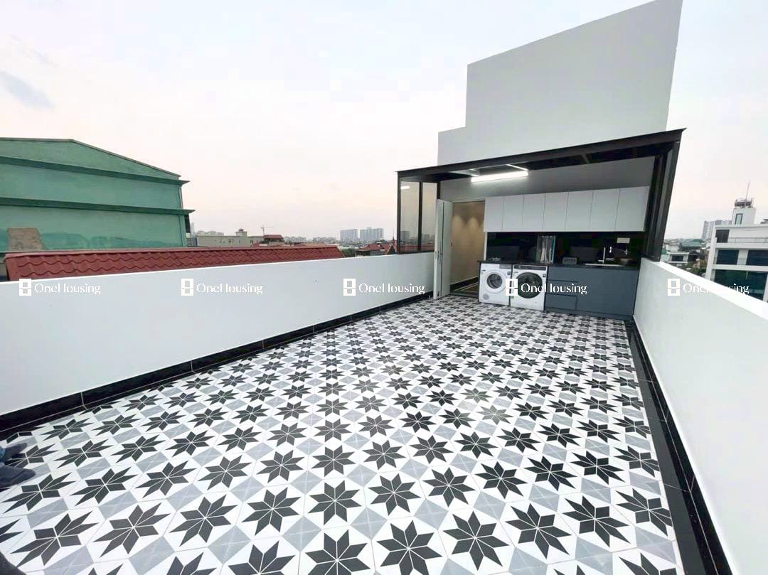 Alternative view of Bán nhà mặt phố Ngô Gia Tự, Q. Long Biên, 91.4m2 x 7 tầng - Giá 30 tỷ