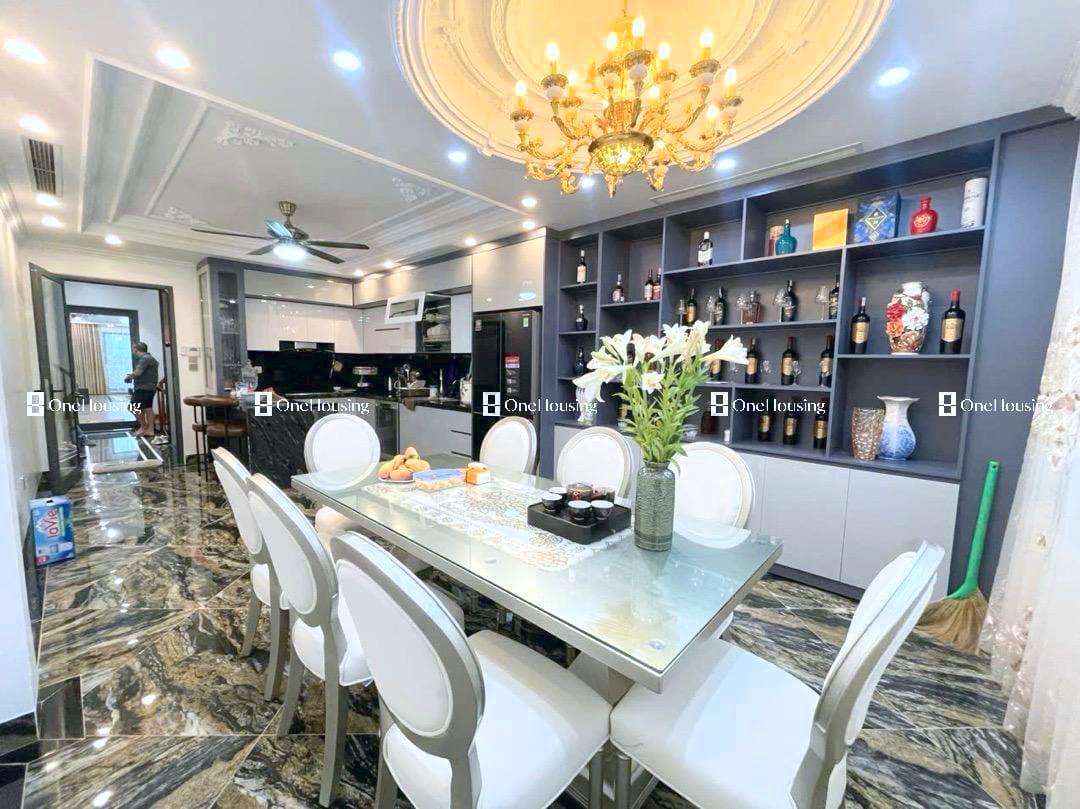 Bán nhà mặt phố Ngô Gia Tự, Q. Long Biên, 91.4m2 x 7 tầng - Giá 30 tỷ - Ảnh 8