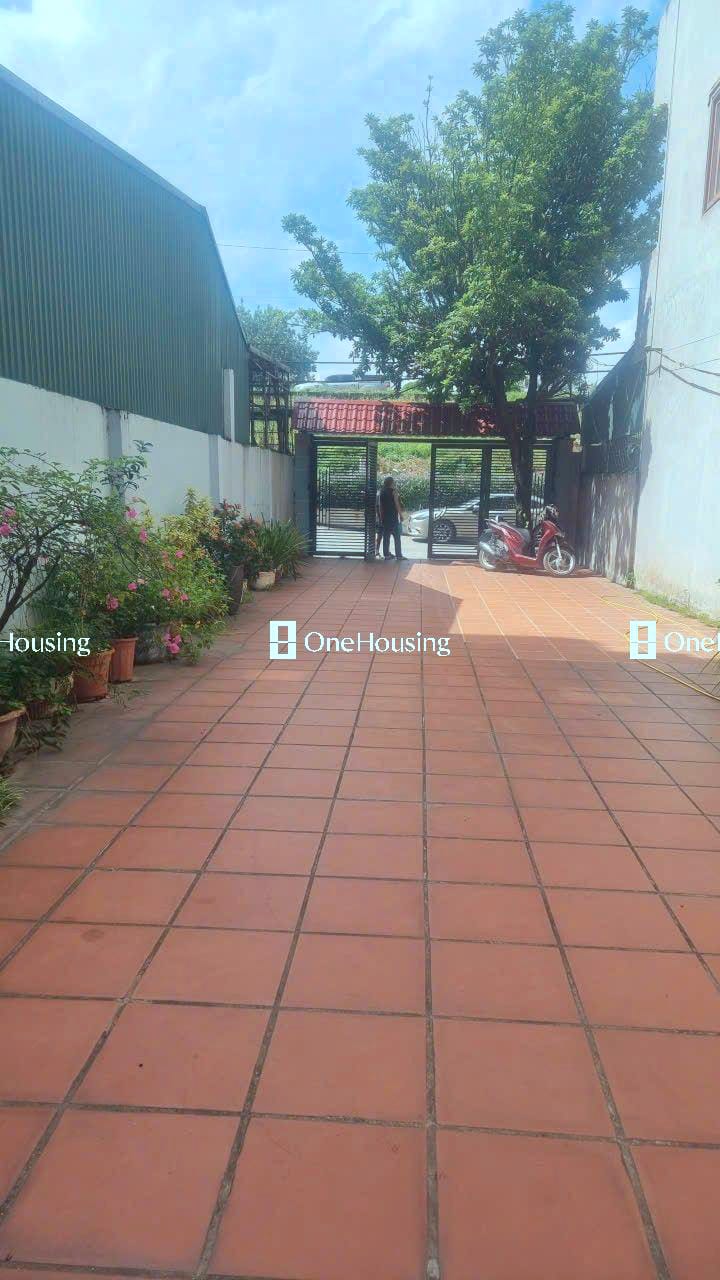 Bán nhà mặt phố Lâm Du, Q. Long Biên, 238m2 x 3 tầng – Giá 67 tỷ