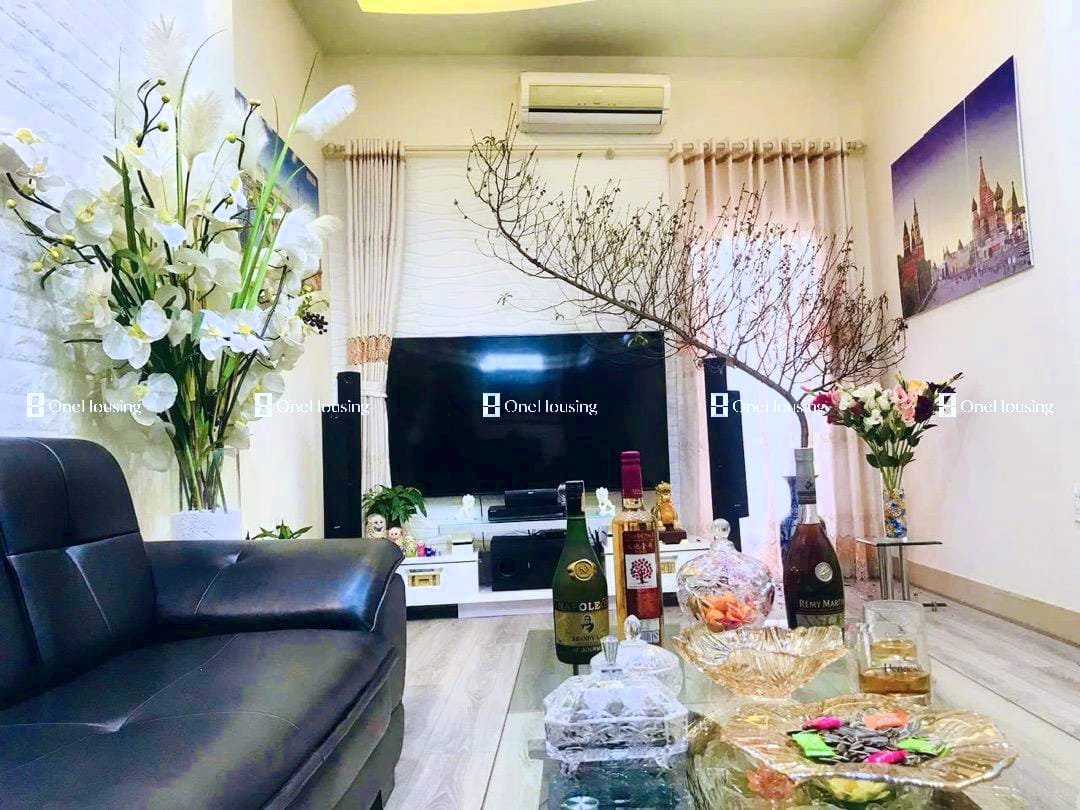 Alternative view of Bán nhà mặt phố Ngô Gia Tự, Q. Long Biên, 45,9m2 x 5 tầng - Giá 18,9 tỷ