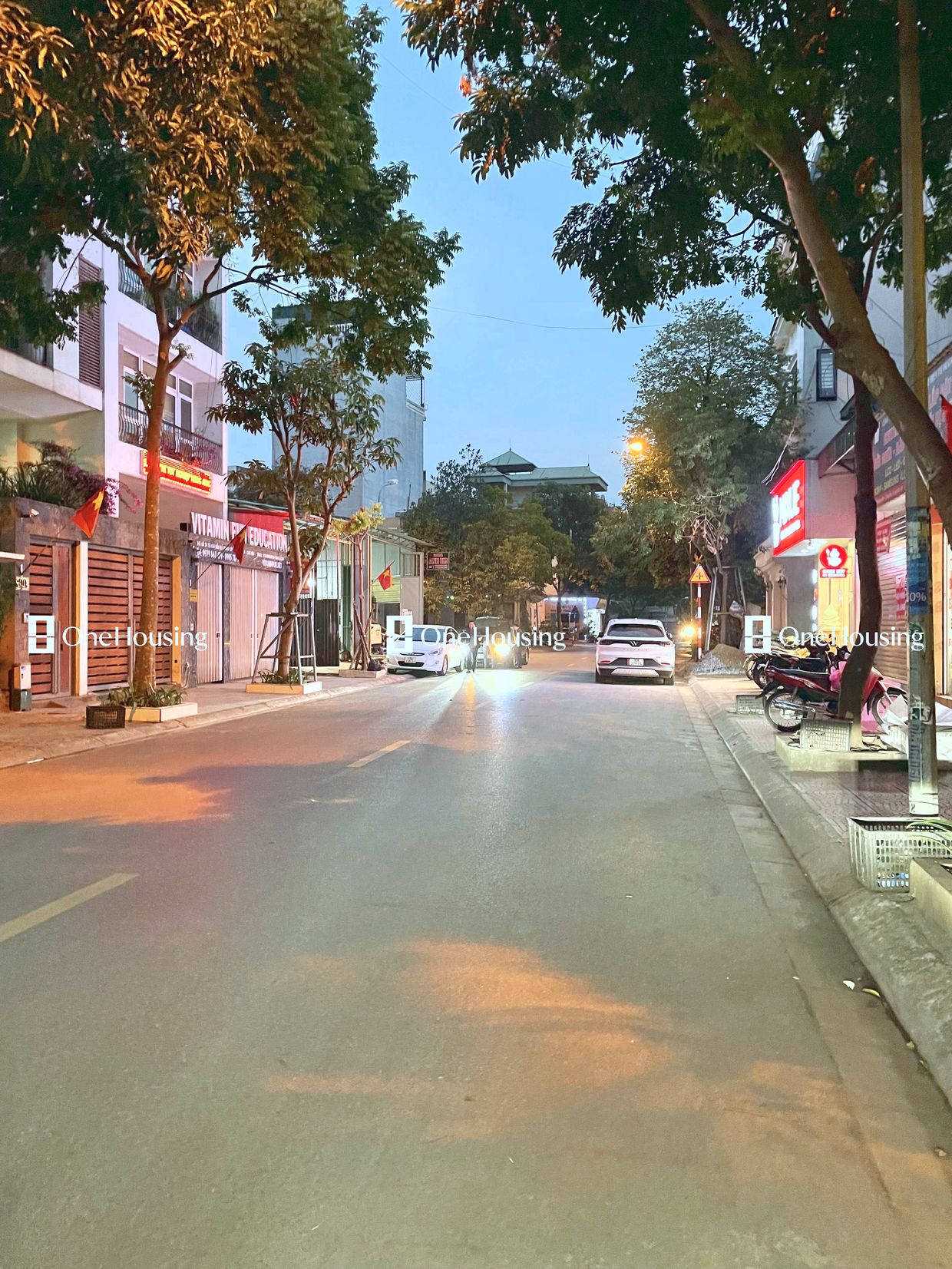 Bán nhà mặt phố Giang Biên, Diện tích 71m x 5 tầng, mặt tiền 6.7m