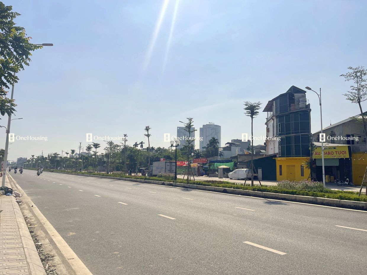 Bán nhà mặt phố Hồng Tiến, Q. Long Biên, 301.5m x 1 tầng - Giá 125 tỷ - Ảnh 2