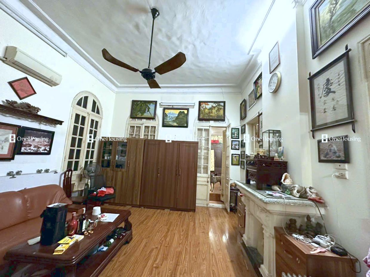 Alternative view of Bán nhà mặt phố Thợ Nhuộm, Q. Hoàn Kiếm, 53.9m2 x 5 tầng - Giá 255 tỷ