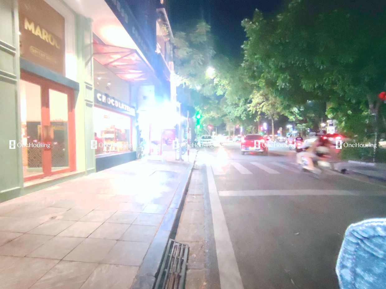 Bán nhà mặt phố Thợ Nhuộm, Q. Hoàn Kiếm, 53.9m2 x 5 tầng - Giá 255 tỷ - Ảnh 4