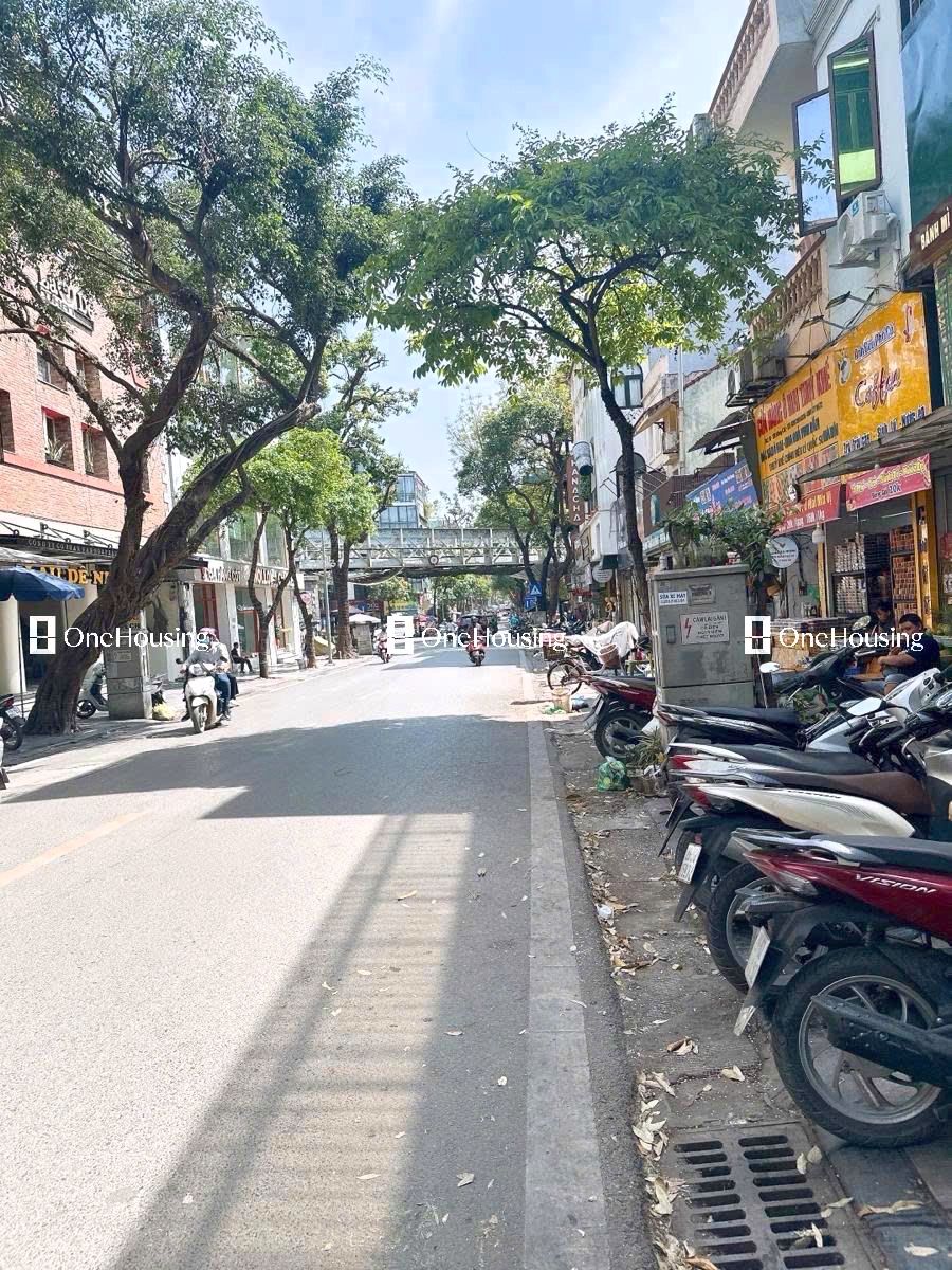 Bán nhà mặt phố hàng Cót, Q. Hoàn Kiếm, 141m2 x 5 tầng – Giá 170 tỷ