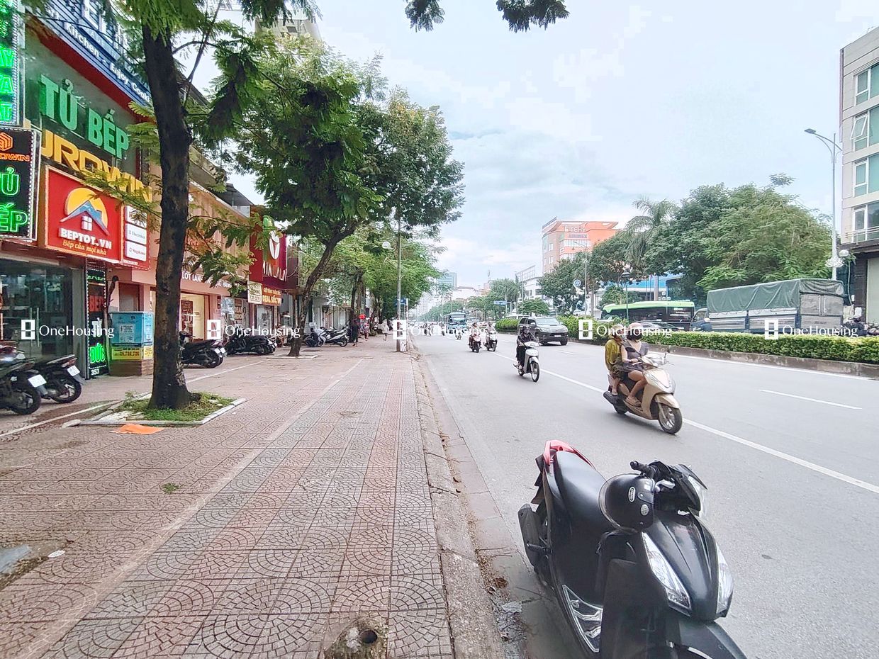 Bán nhà mặt phố Nguyễn Văn Cừ, Q. Long Biên, 90m2 x 1 tầng - Giá 65 tỷ - Ảnh 2