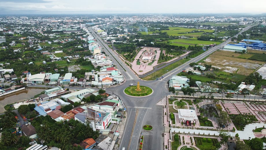 Tầm quan trọng của việc xem xét cơ sở hạ tầng và tiện ích xung quanh trong những cách định giá nhà ở là gì?