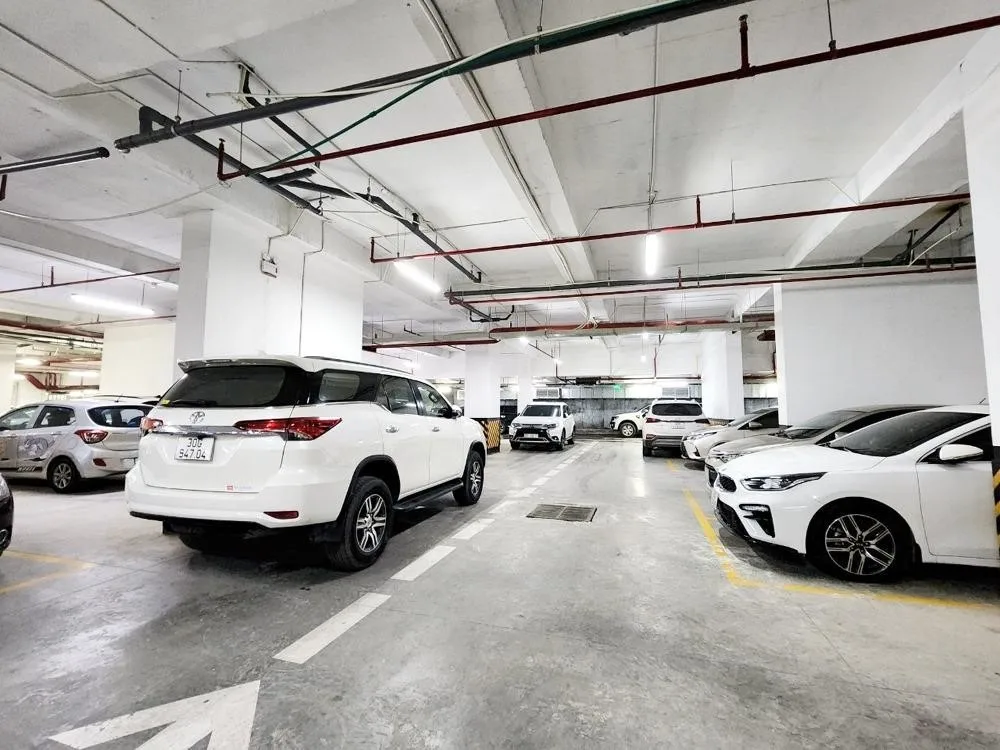 Có đủ chỗ đậu ôtô và xe máy tại chung cư FLC Garden City quận Nam Từ Liêm không?