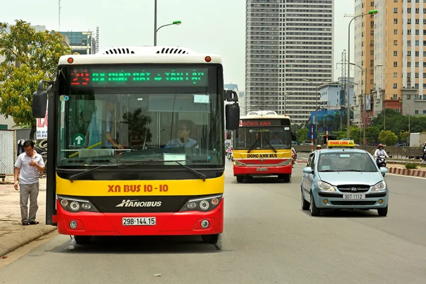 Có những tuyến xe bus nào đi qua chung cư Rivera Park?