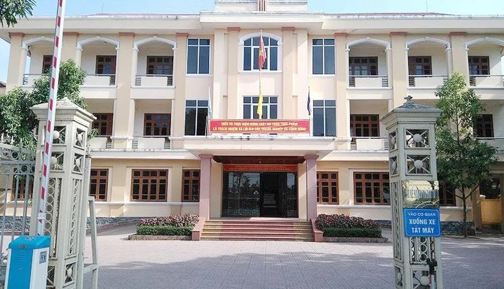 Địa điểm tiến hành thủ tục nhập khẩu với hộ gia đình mua nhà đất tại phố Phạm Hồng Thái, phường Trúc Bạch, quận Ba Đình