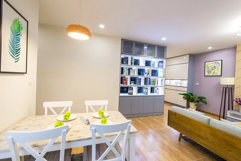 So sánh giá bán căn hộ dự án Goldsilk Complex và Samsora Premier 105