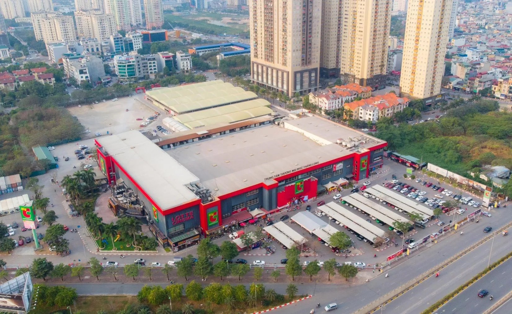Địa điểm tiến hành thủ tục nhập khẩu với hộ gia đình mua nhà đất tại phố Trần Duy Hưng, quận Cầu Giấy
