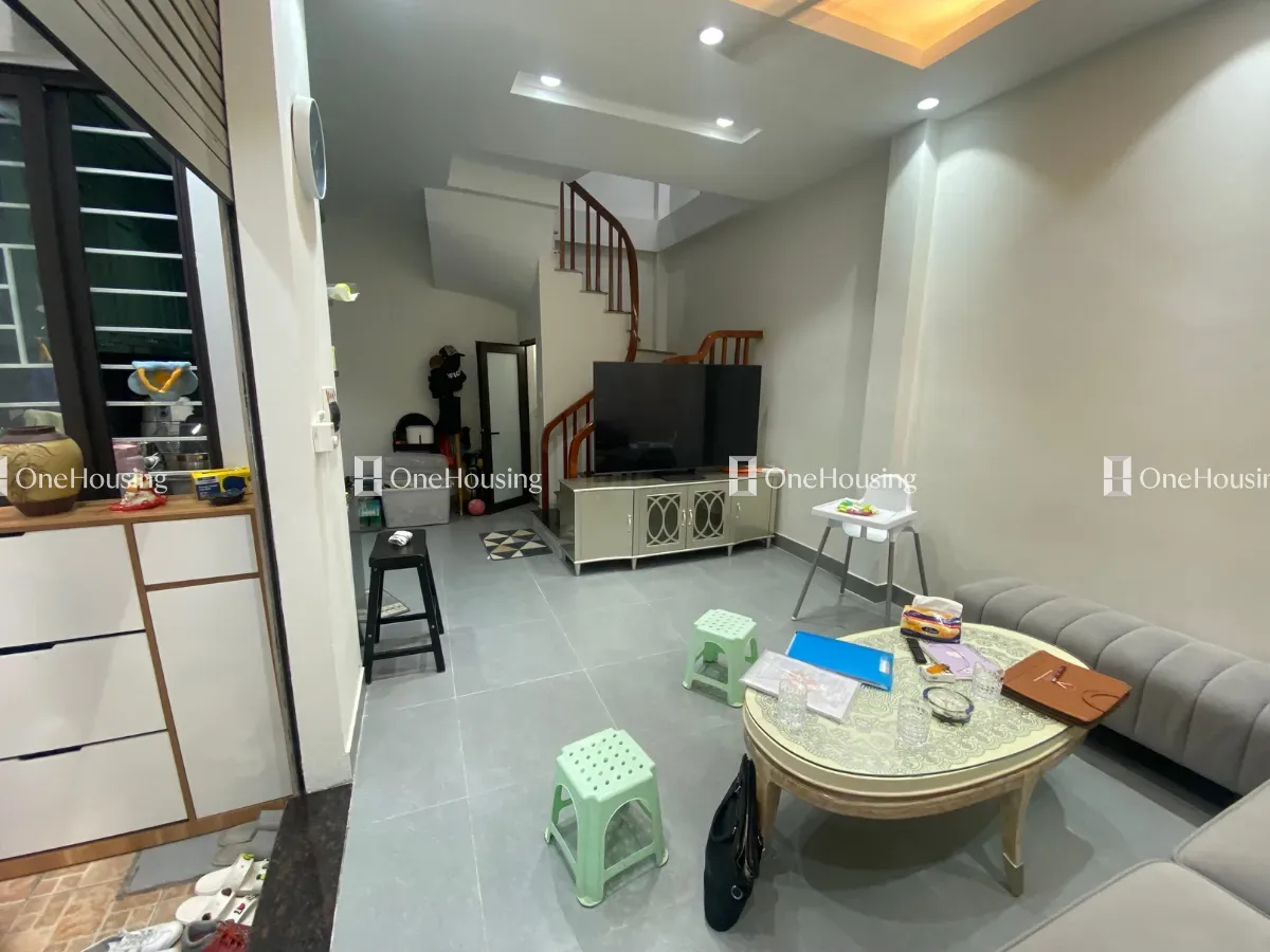 Nhà nguyên căn hướng Tây Nam quận Đống Đa đang bán bao nhiêu?