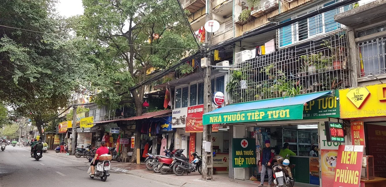 Đường, phố nào ở quận Ba Đình hiện có giá bán nhà đất thấp nhất?