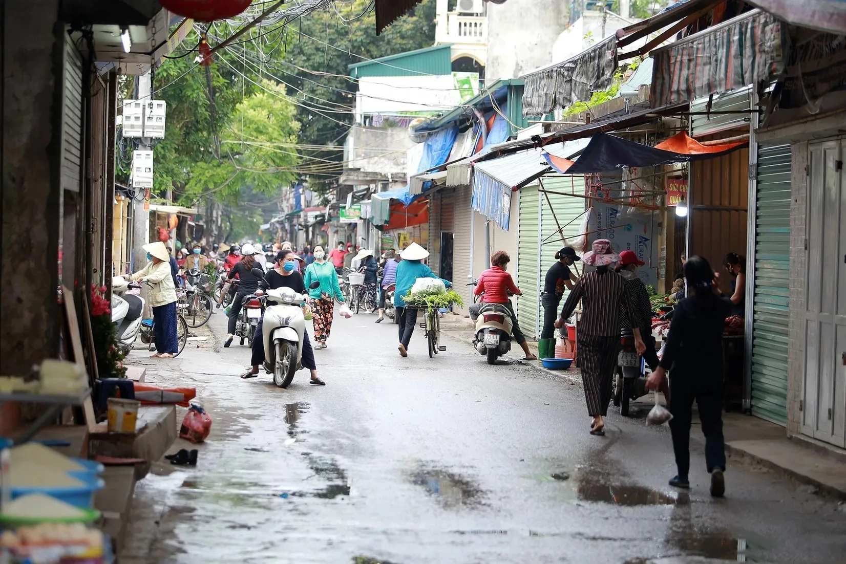Địa điểm làm thủ tục nhập khẩu đối với hộ gia đình mua nhà đất tại đường Kẻ Vẽ, quận Bắc Từ Liêm