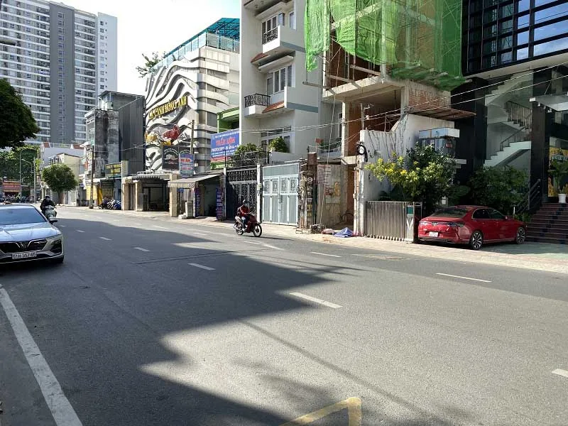 Nhà mặt phố đường Đào Duy Anh, Quận Phú Nhuận hiện có giá bao nhiêu?