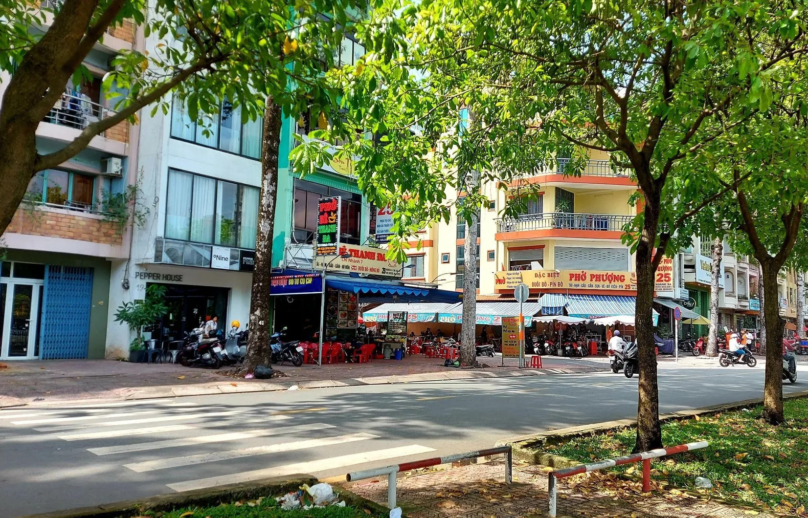 Giá bán nhà riêng, nguyên căn đường Hoàng Sa, quận Tân Bình hiện tại là bao nhiêu?