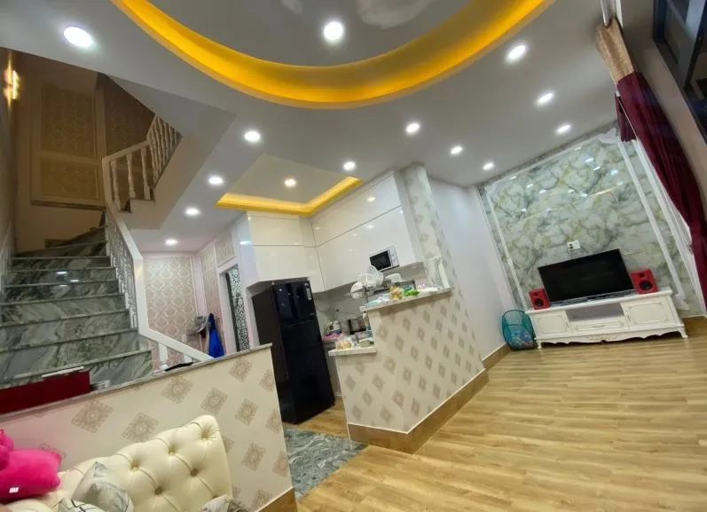 Nhà mặt phố tại đường Thông Tây Hội, quận Gò Vấp có giá bán bao nhiêu?
