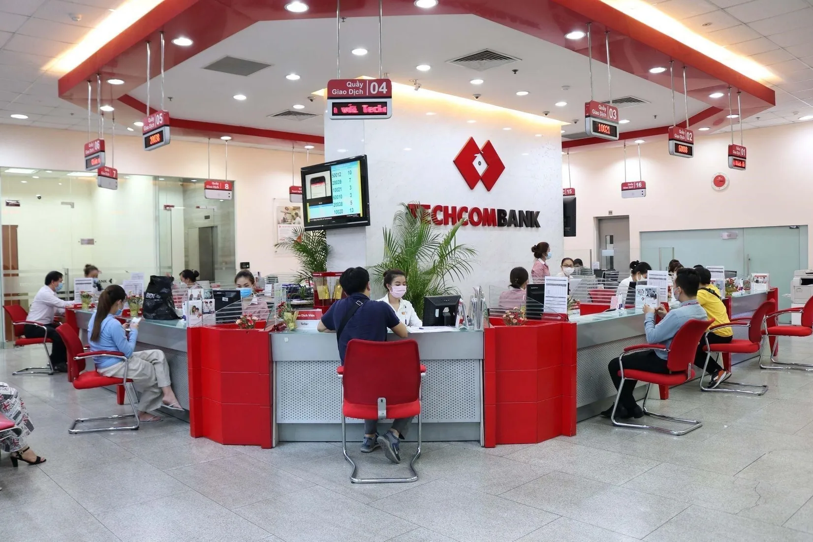 Techcombank cho vay mua nhà: Thu nhập hàng tháng bao nhiêu có thể vay vốn ngân hàng?