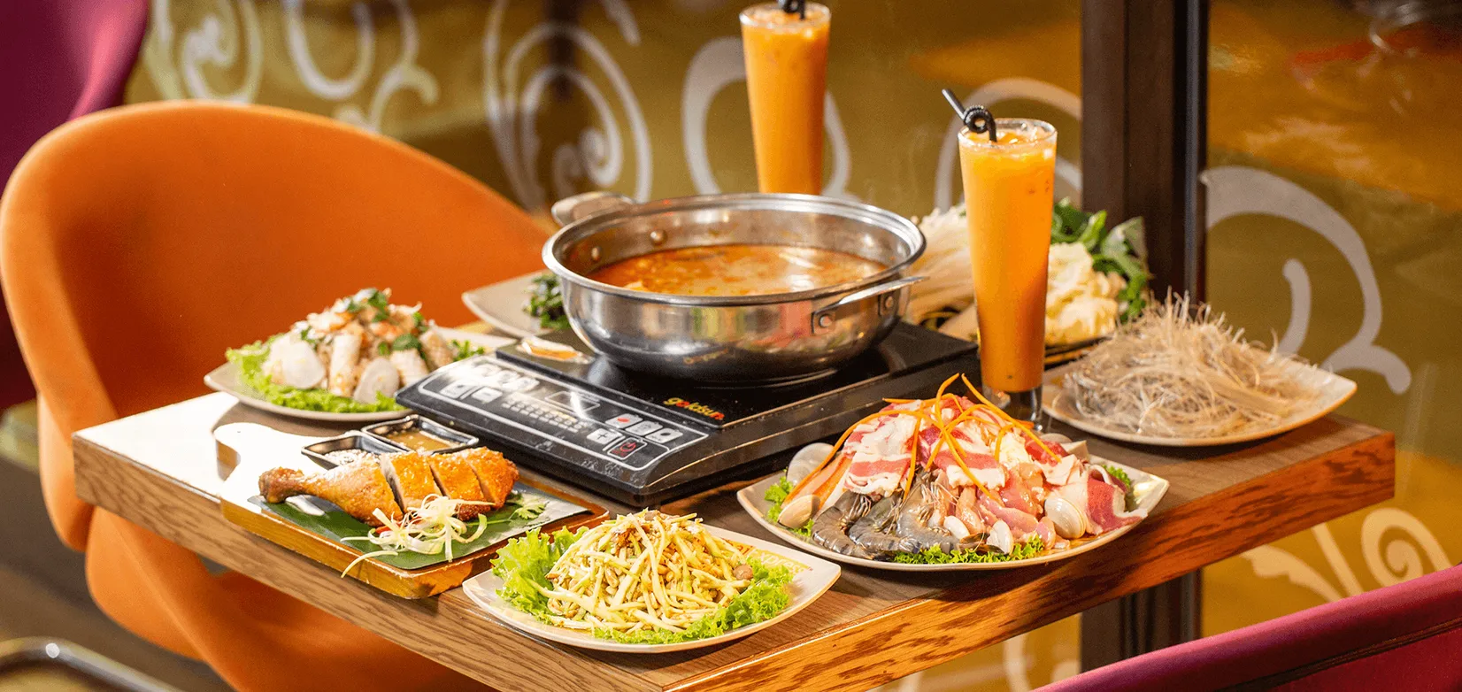 Ở Vinhomes Times City muốn thử đồ Thái? Check-in ngay những quán sau