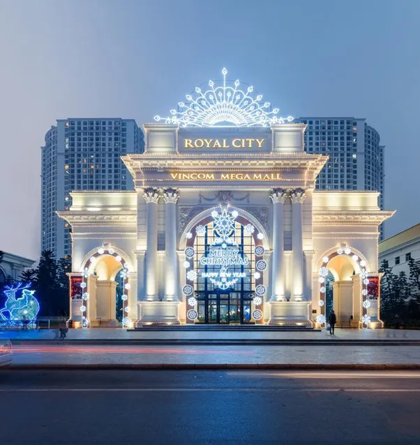 Cuối tuần đến, rủ bạn bè chơi gì ở Vinhomes Royal City?