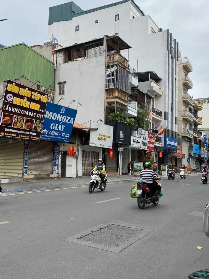 Nhà mặt phố 5 tầng đường Bạch Mai quận Hai Bà Trưng giá bao nhiêu?