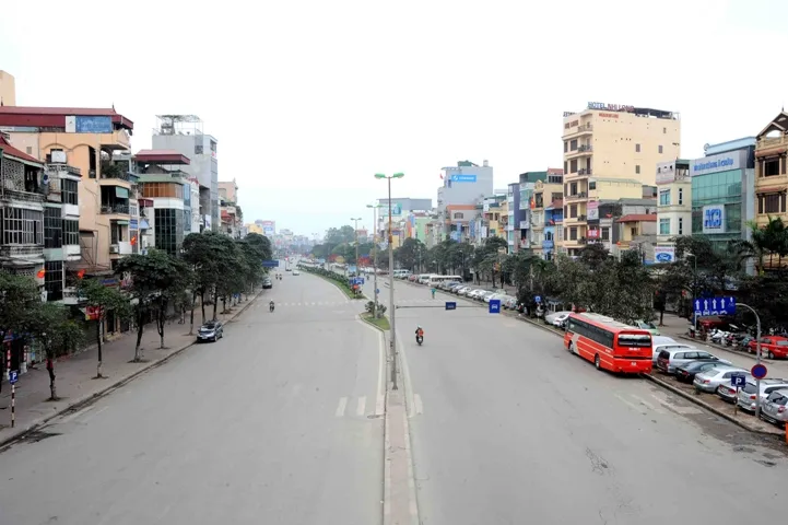 Nhà mặt ngõ 4 tầng cách đường Nguyễn Khoái quận Hai Bà Trưng giá bao nhiêu?
