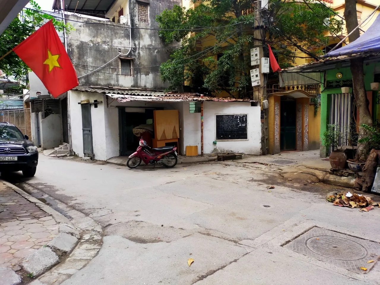 Nhà mặt ngõ 3 tầng cách đường Kim Ngưu quận Hai Bà Trưng giá bao nhiêu?