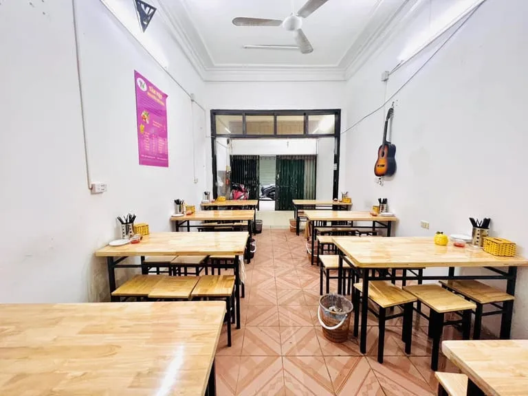 Nhà mặt ngõ 4 tầng cách đường Giải Phóng quận Hai Bà Trưng giá bao nhiêu?