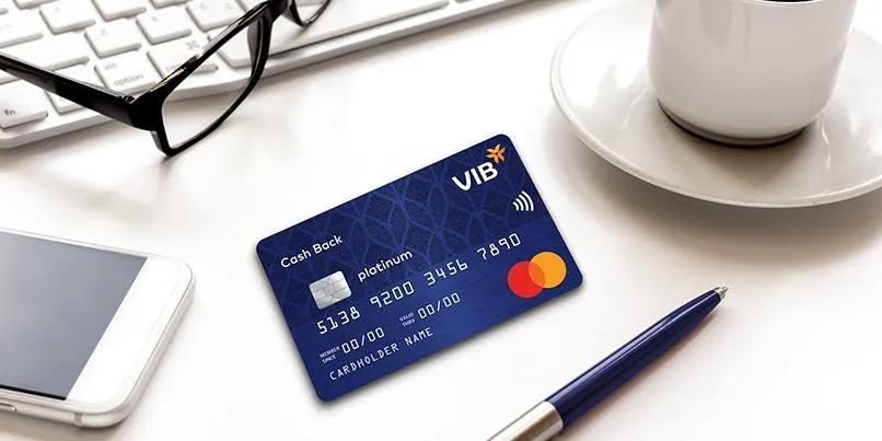 Lãi suất ngân hàng được tính như thế nào đối với thẻ tín dụng VIB Cash Back?