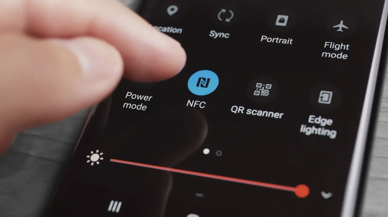 Làm thế nào để kích hoạt NFC để xác thực sinh trắc học ngân hàng?