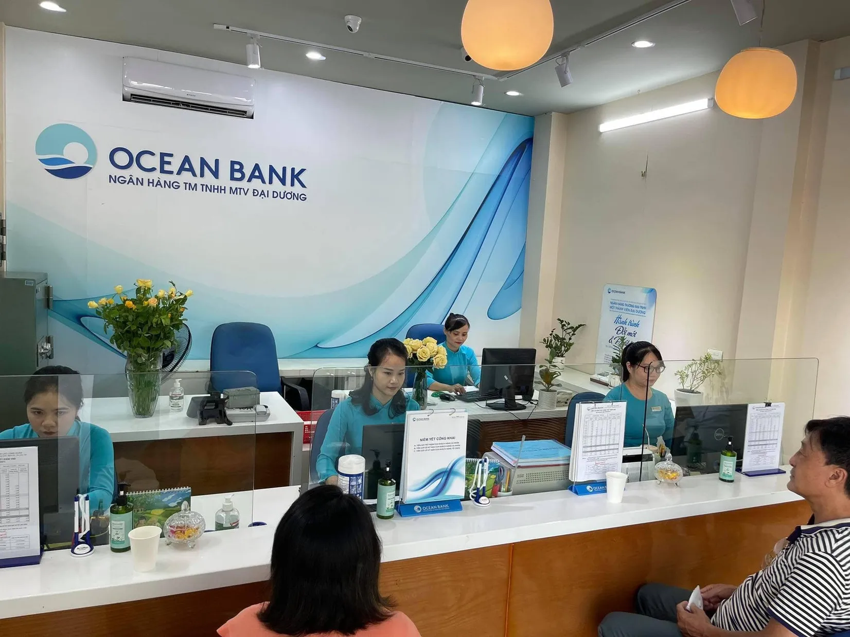 E-banking Ocean Bank có hỗ trợ thanh toán dịch vụ tại trung tâm tiếng Anh không?