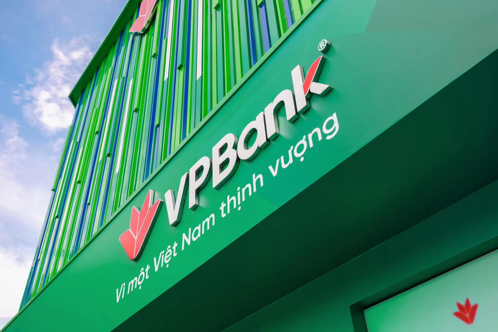 Đăng ký nộp thuế điện tử cho doanh nghiệp qua e-banking VPBank cần những thông tin gì?