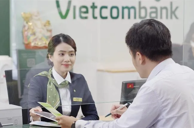 Lãi suất cho vay qua e-banking Vietcombank là bao nhiêu?