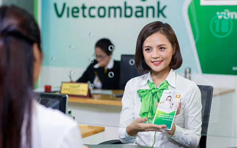 Vay thấu chi qua e-banking Vietcombank có những ưu điểm gì?