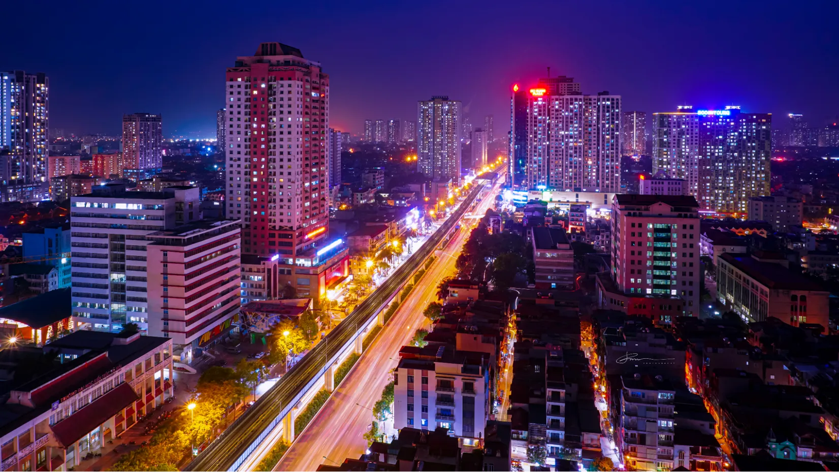 Nhà nguyên căn hướng Tây Nam quận Hà Đông đang bán bao nhiêu?