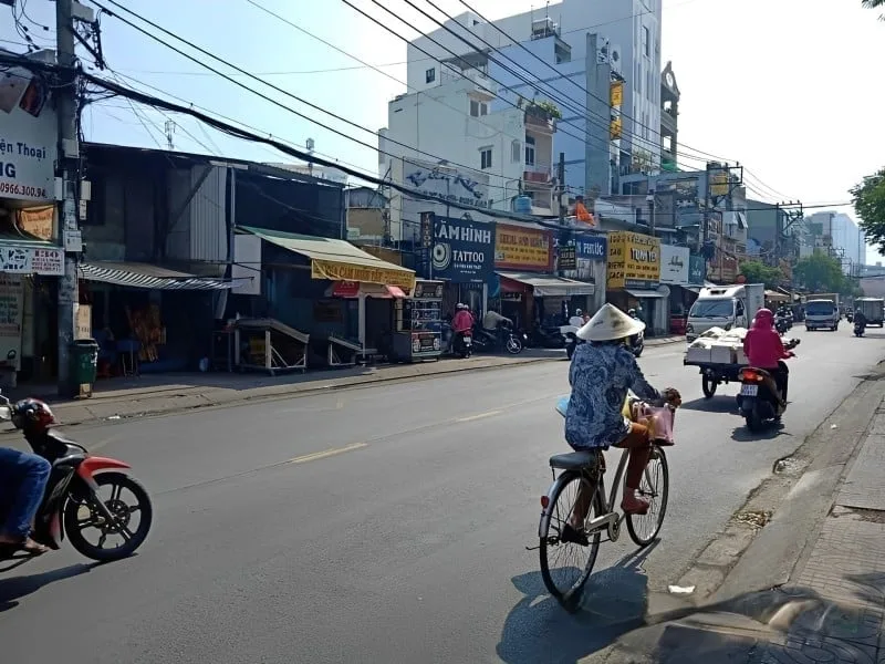 Giá bán nhà riêng, nguyên căn đường Âu Cơ, quận Tân Bình hiện tại là bao nhiêu?