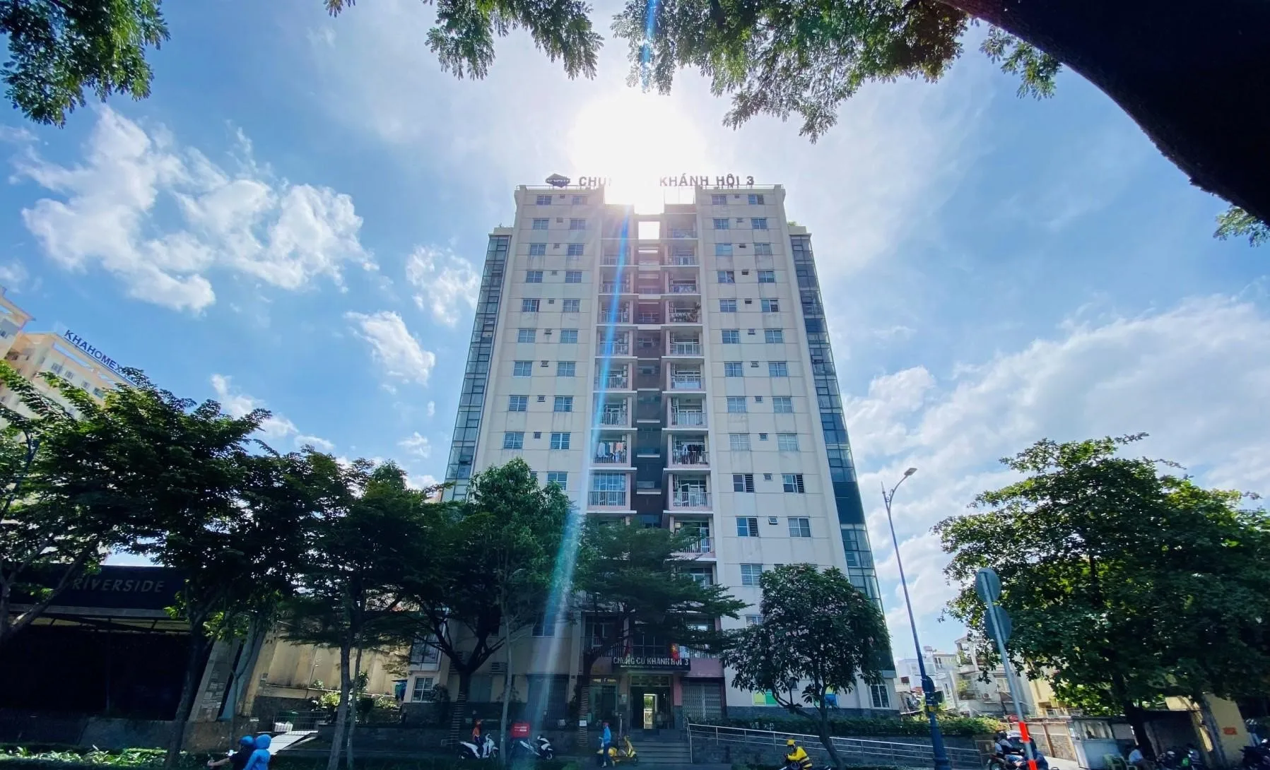 Diện tích căn hộ chung cư Khánh Hội 3 Quận 4 là bao nhiêu m2?