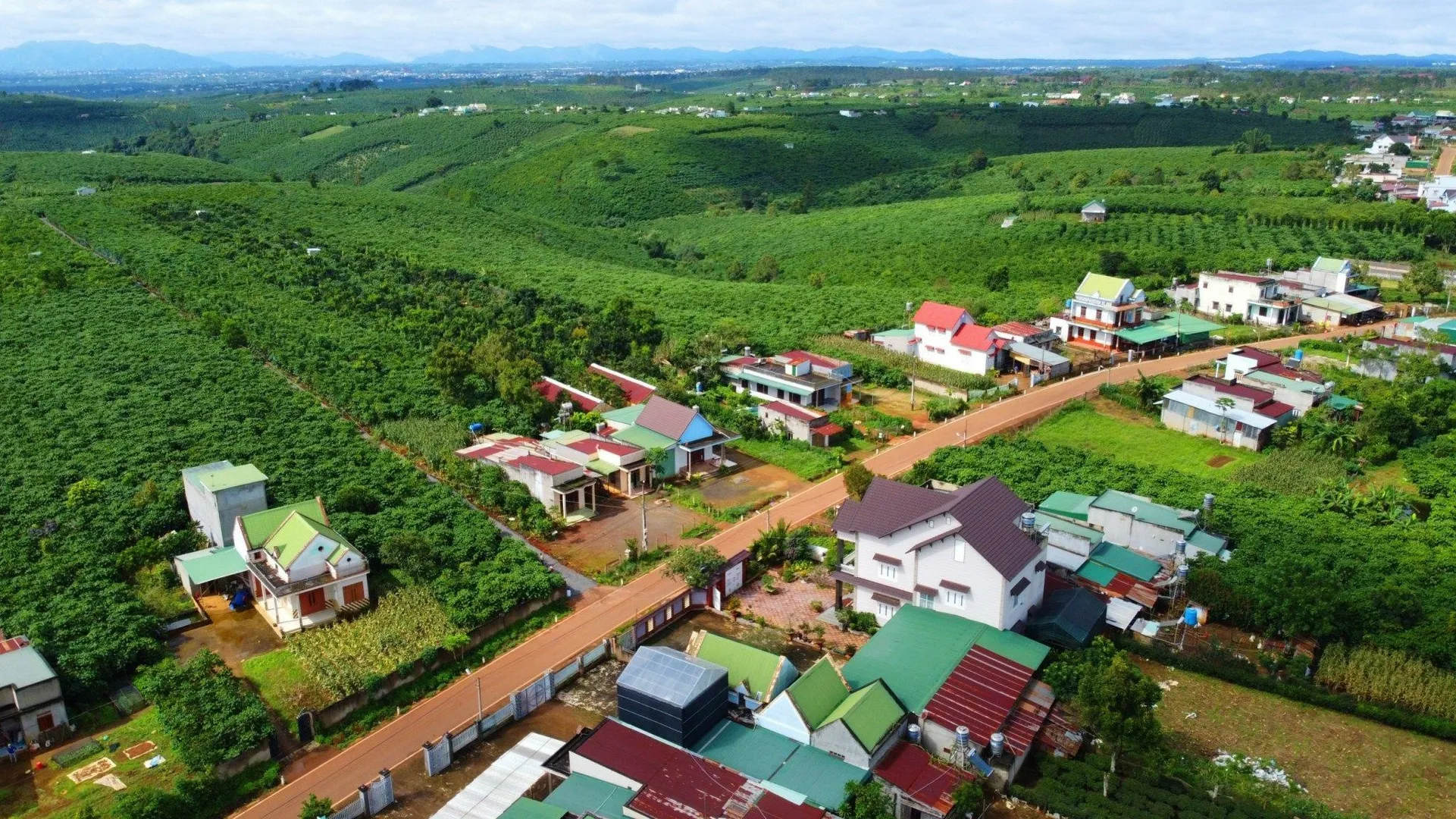 Bao nhiêu mét đất thổ cư thì được xây nhà? Những quy định về xây nhà trên đất thổ cư