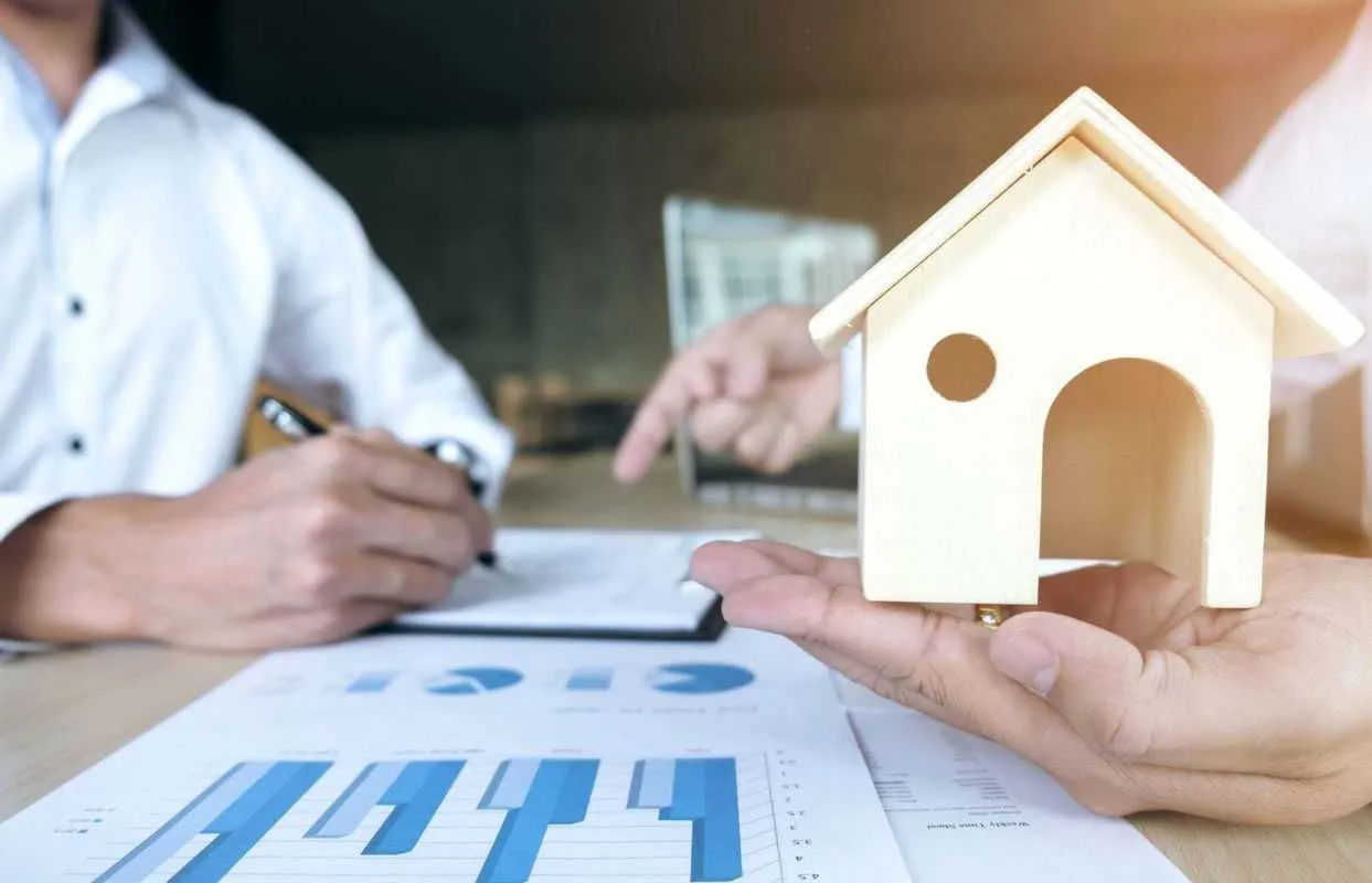 Đất chưa có sổ đỏ có được xây nhà không? Điều kiện xây dựng nhà ở khi đất không có giấy tờ?