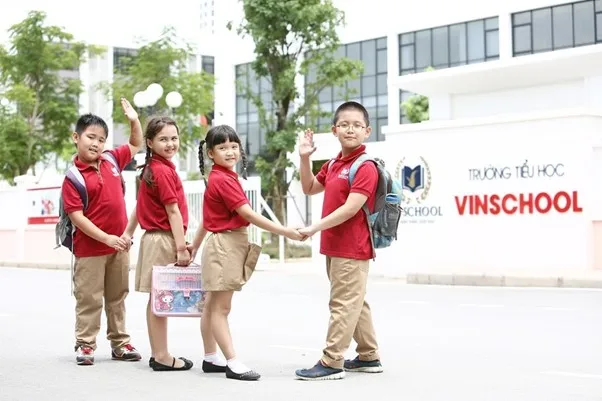 Trường THCS Vinschool nằm tại phân khu nào của Vinhomes Ocean Park 3?