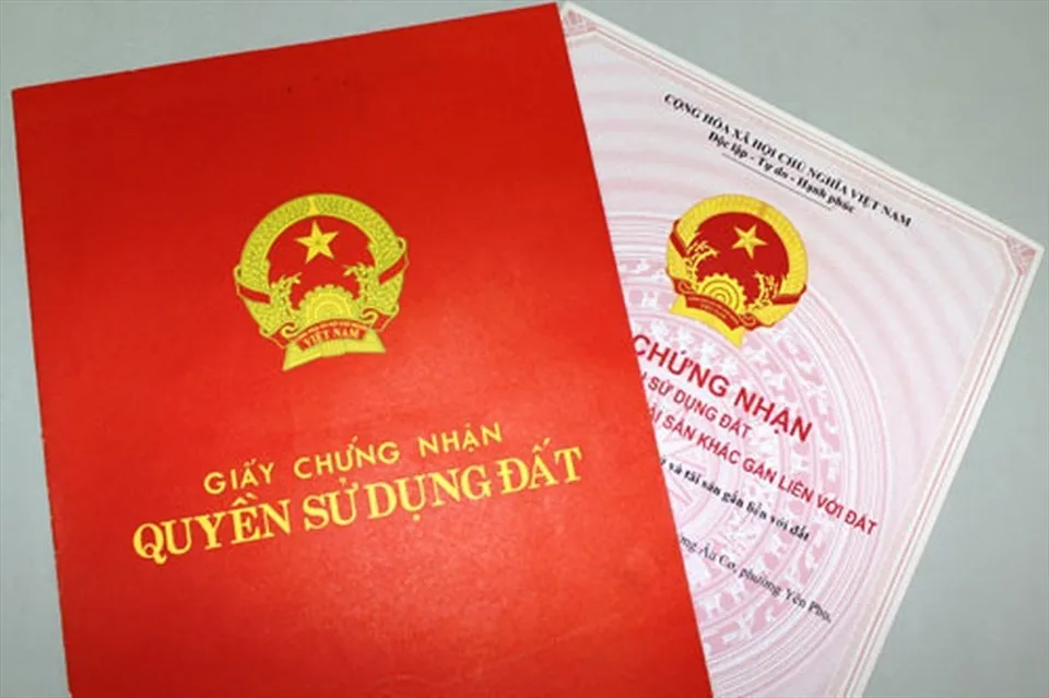 5 rủi ro khi nhờ người khác đứng tên sổ đỏ