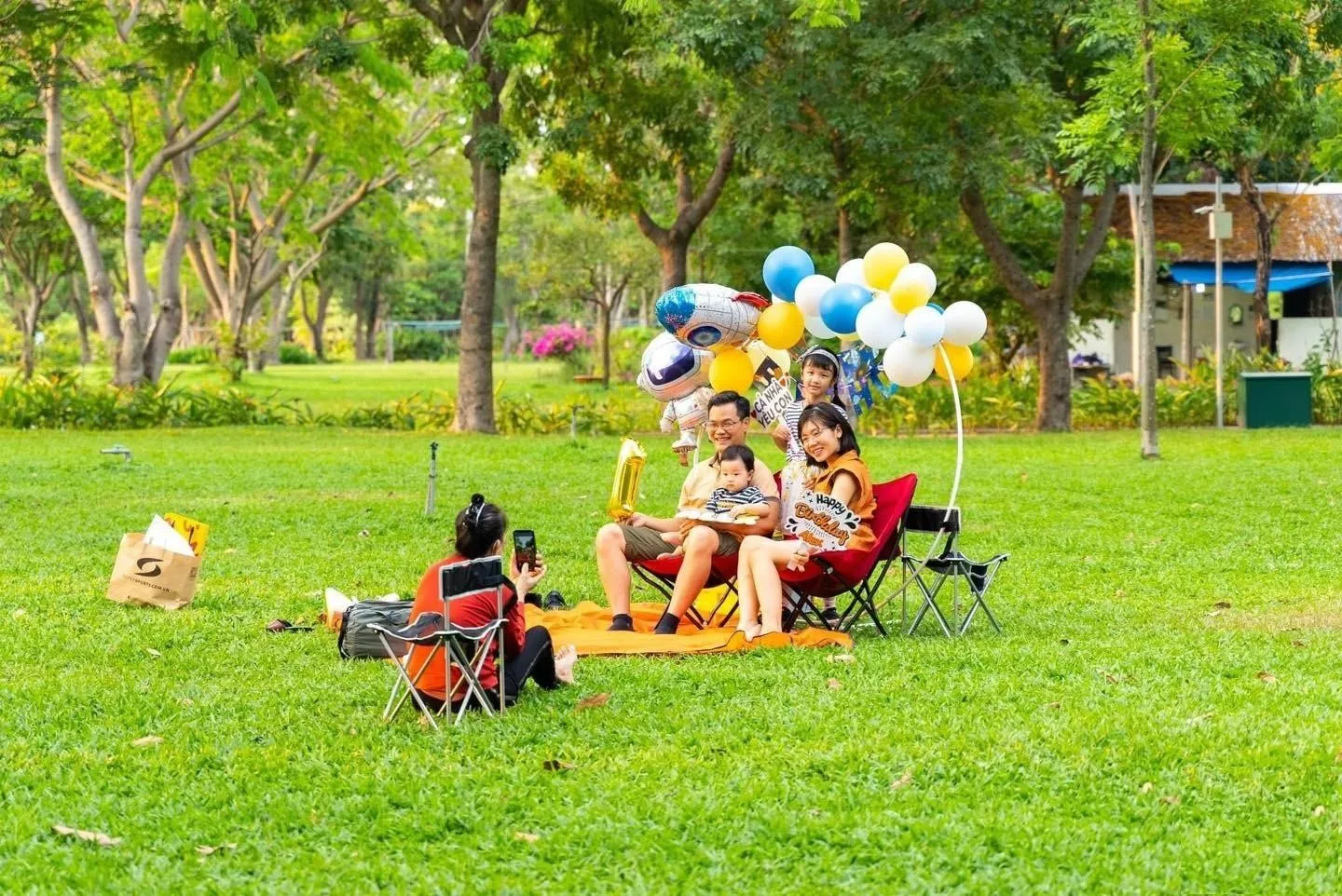 Tại sao nói Cardinal Court là vùng đất của những đứa trẻ hạnh phúc?