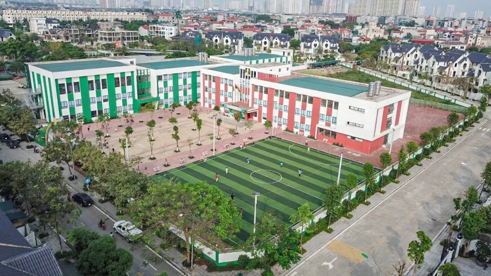 Chung cư Bộ Tư Lệnh Tăng Thiết Giáp gần những trường trung học cơ sở nào?