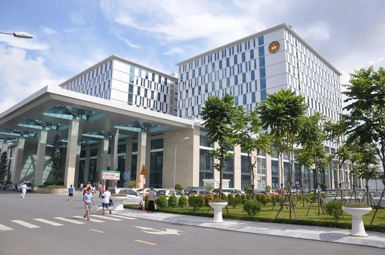 Sống tại khu đô thị Văn Khê có thể dễ dàng di chuyển đến những bệnh viện nào?