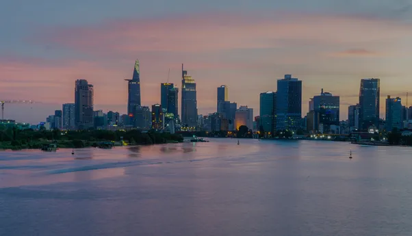 Hướng dẫn cách di chuyển từ Vinhome Central Park đến ga tàu thủy Thanh Đa 