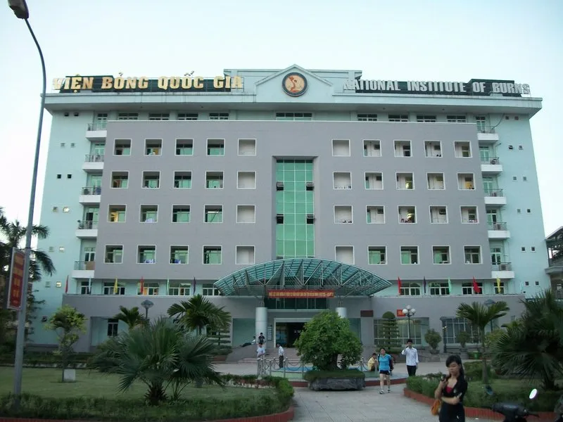 Gần chung cư Lucky House có những bệnh viện nào?