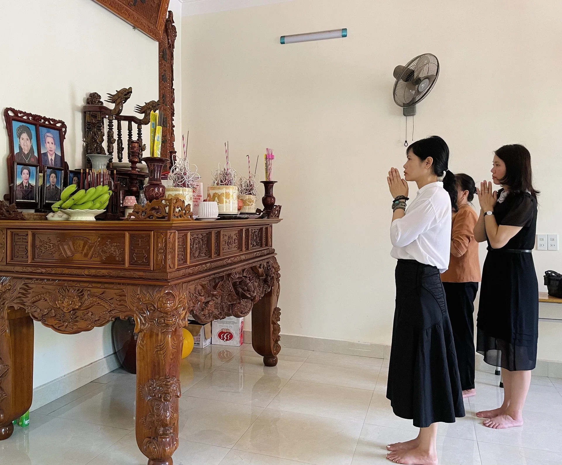 Hướng xấu cho nhà và ban thờ tuổi Giáp Tý - 1984 là hướng nào?